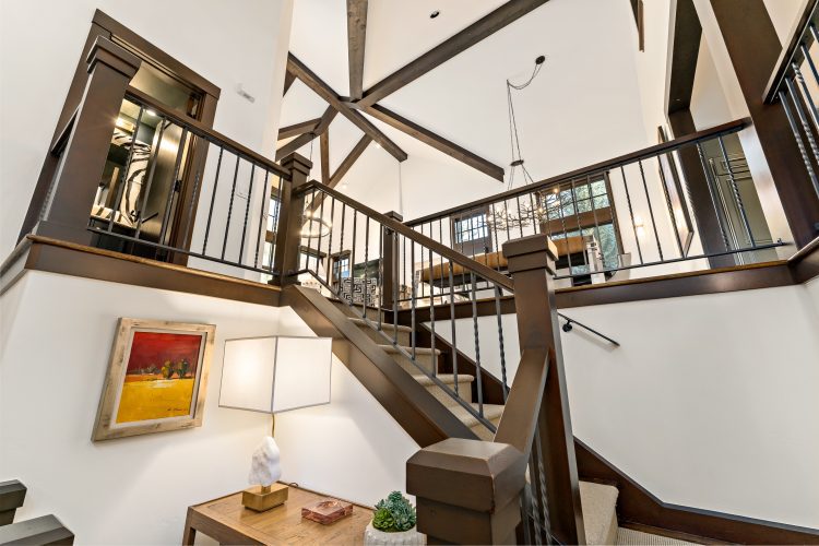 Slopeside Villa - Image 4