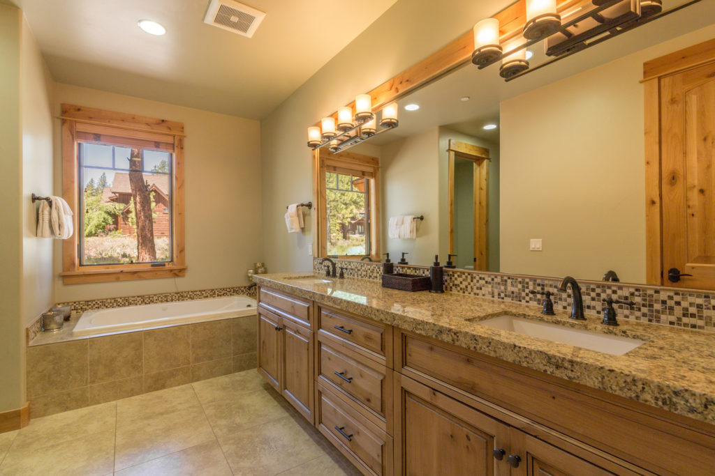 Valmont House - Image 19