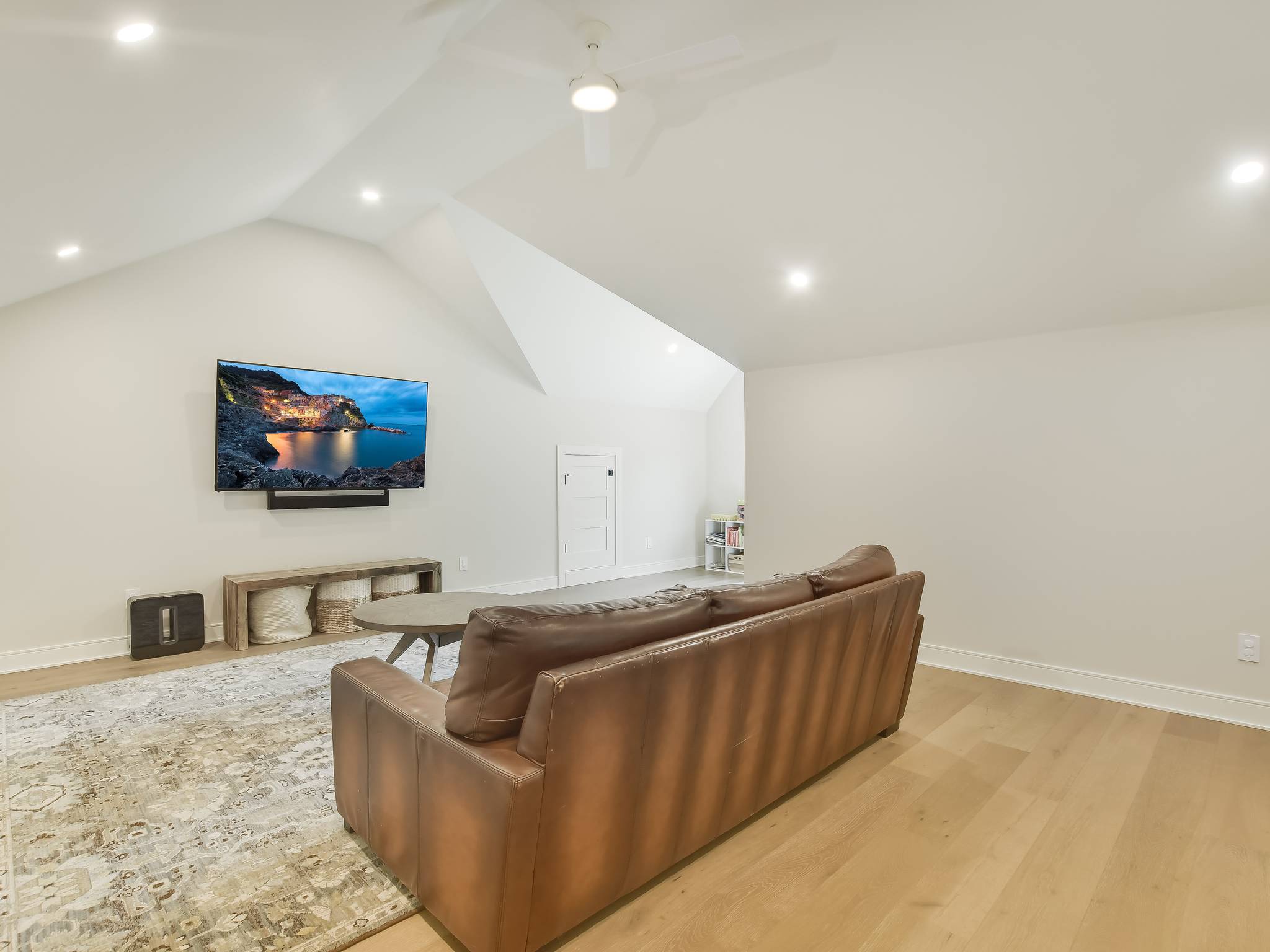 Oro House - Image 26