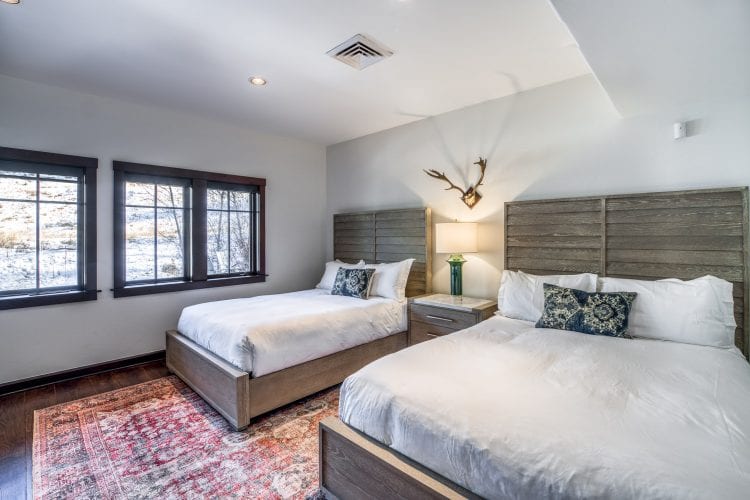 Slopeside Villa - Image 35