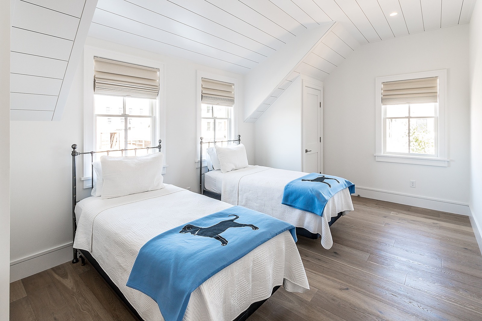 Mill Manor - Image 20