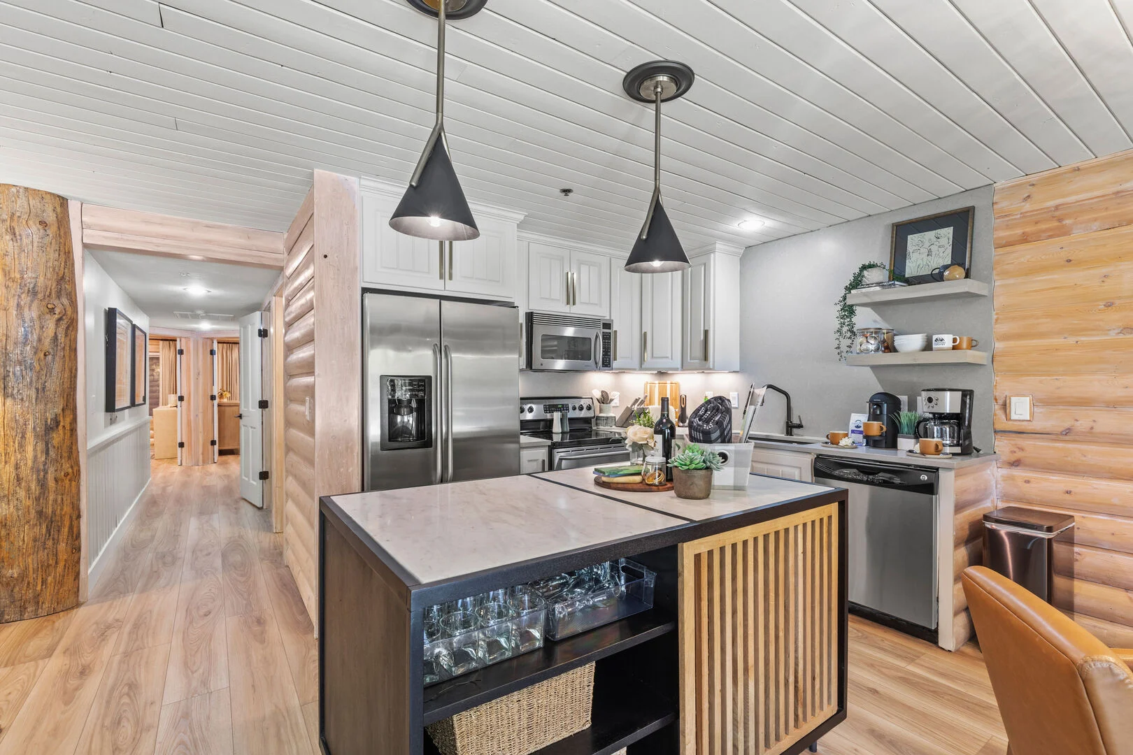 Silver Lake Home - Image 13