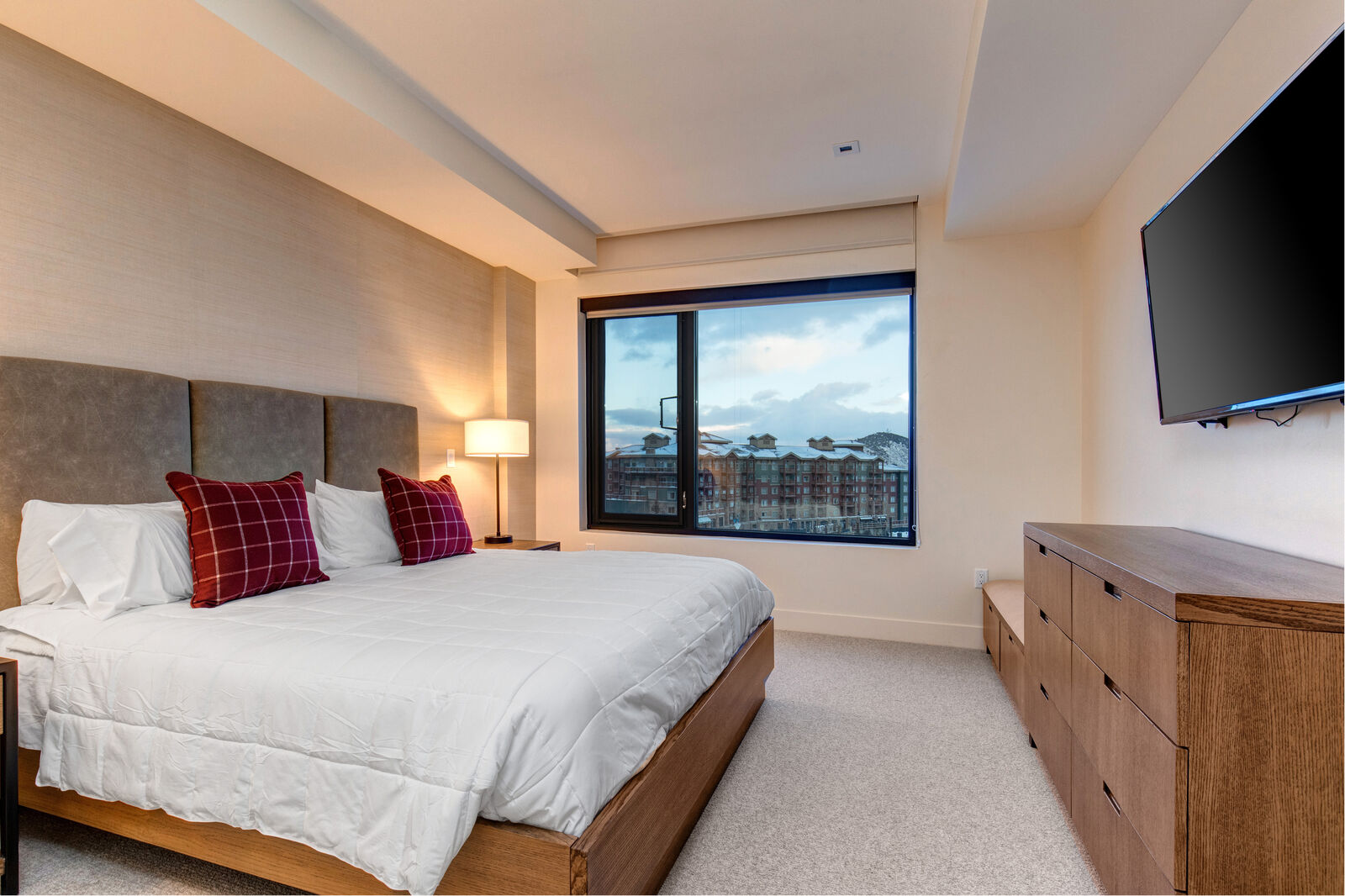 High Home - Image 19