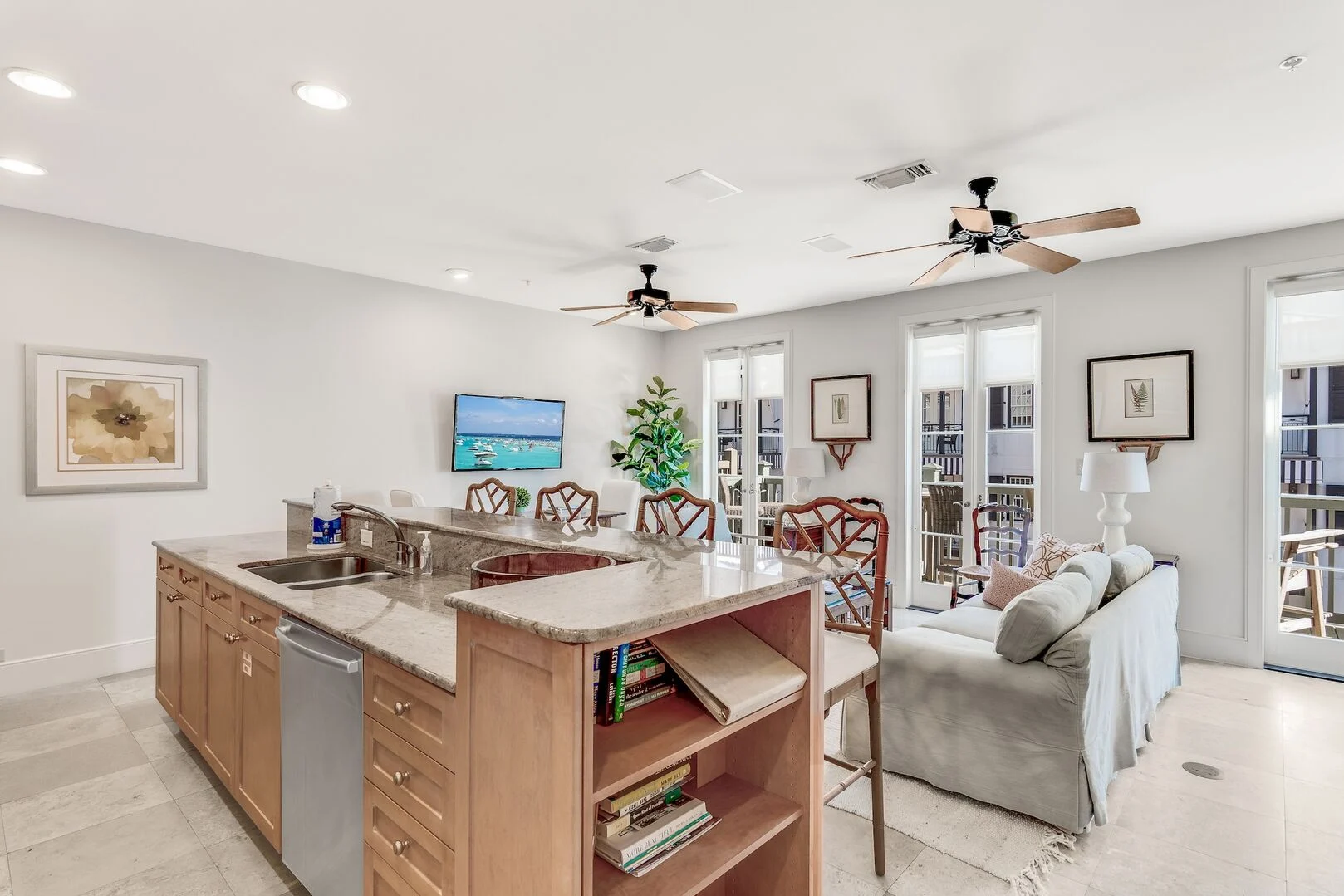 Main Street Penthouse - Image 5