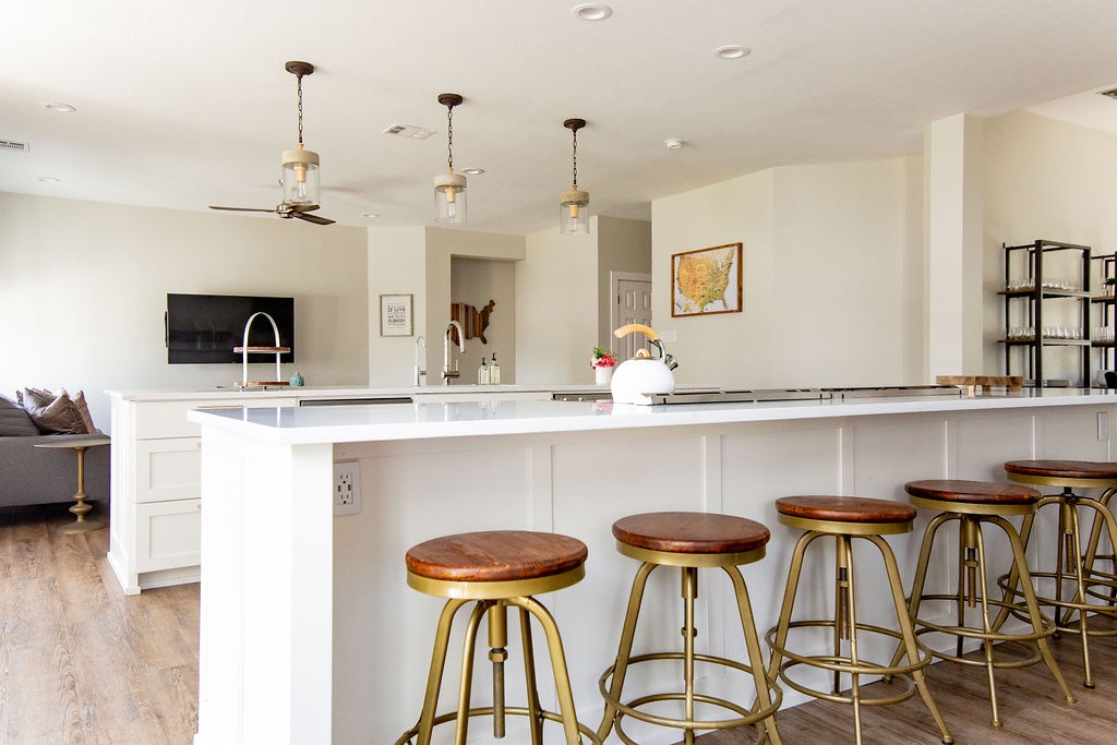 Sundown Manor - Image 14