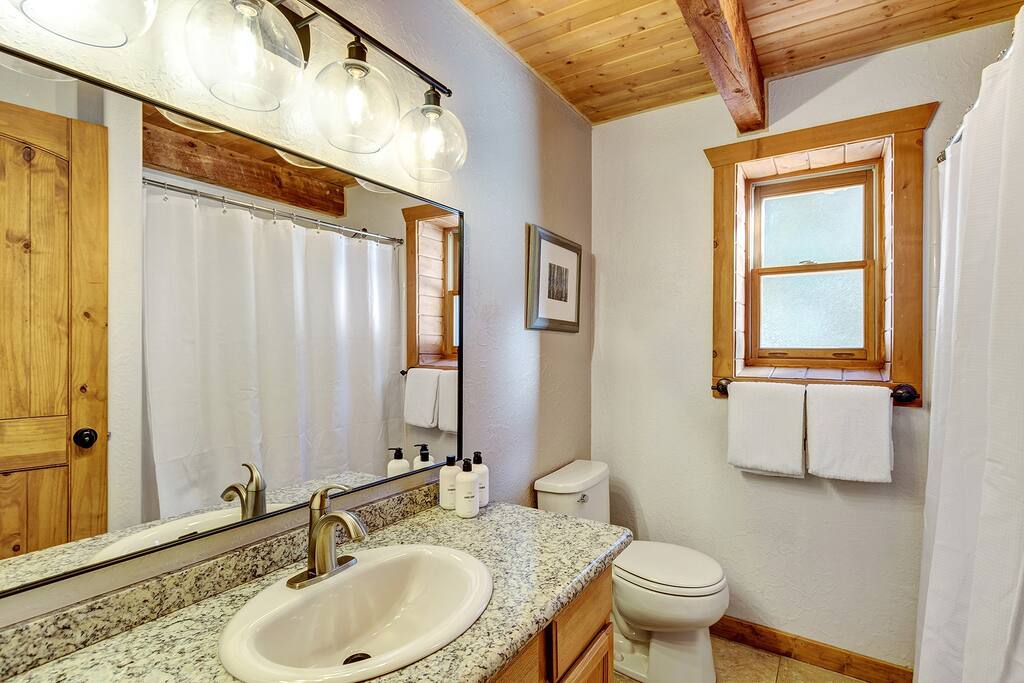 Spruce Creek Home - Image 15