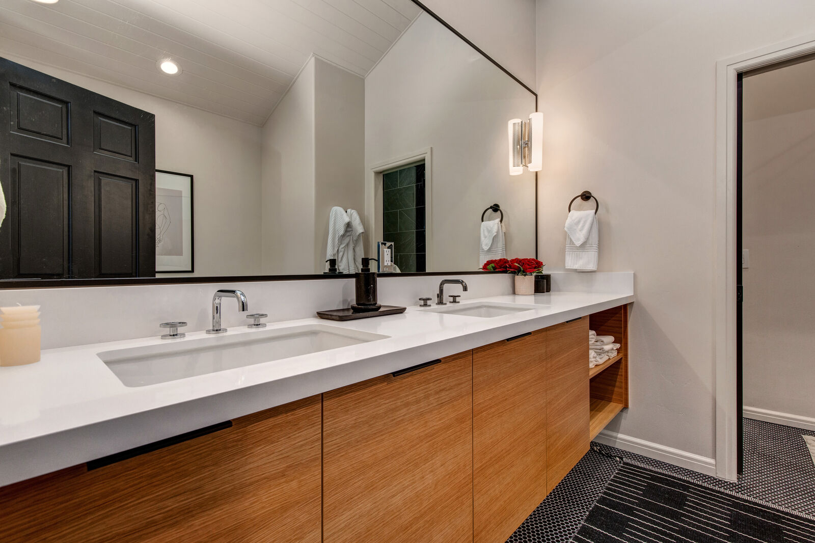 Sterling Home - Image 17