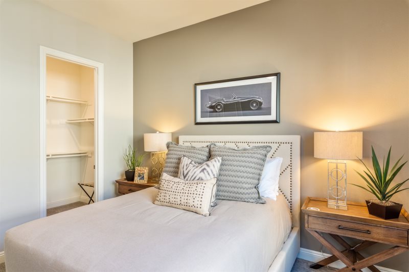 Golden Home - Image 24