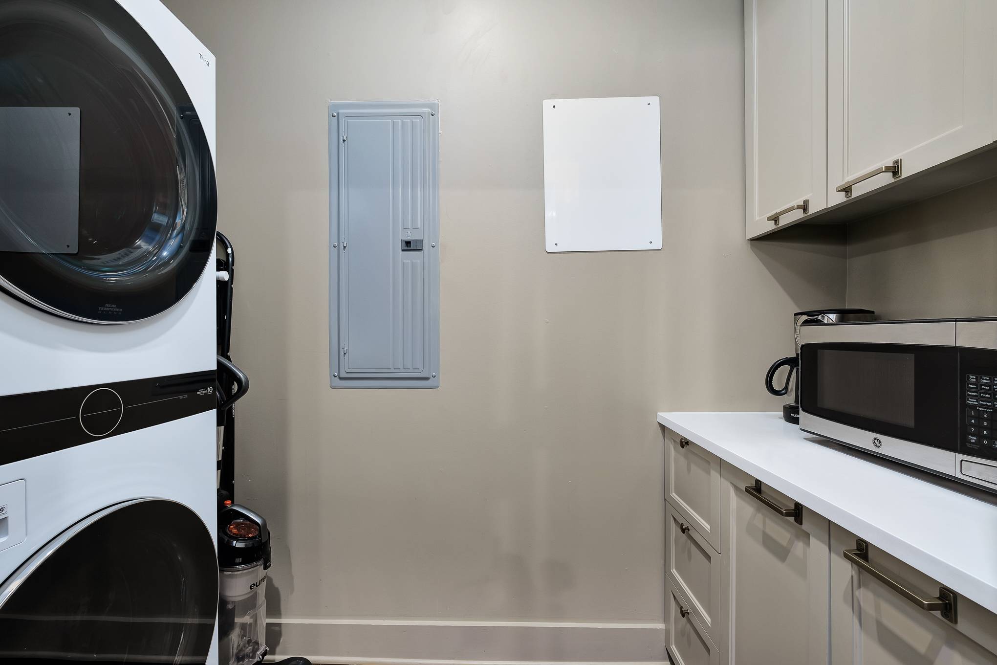 Bowfin Home - Image 11