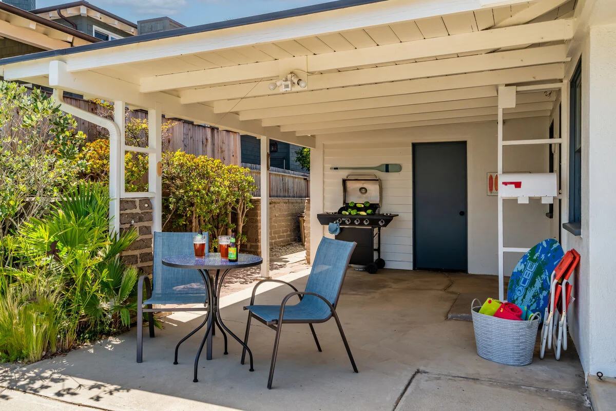 Shoreline Home - Image 19