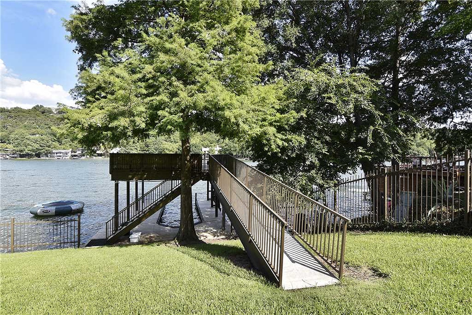 Robbins House - Image 24