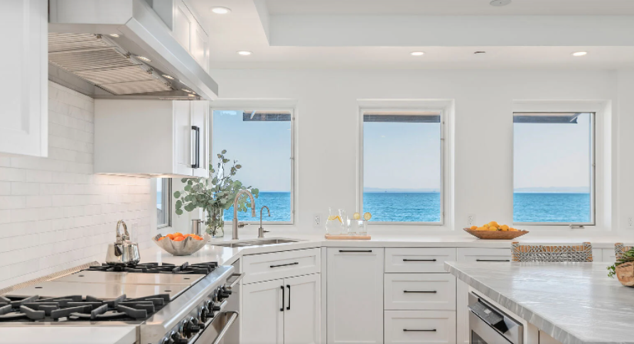 Sandy Shore Home - Image 9