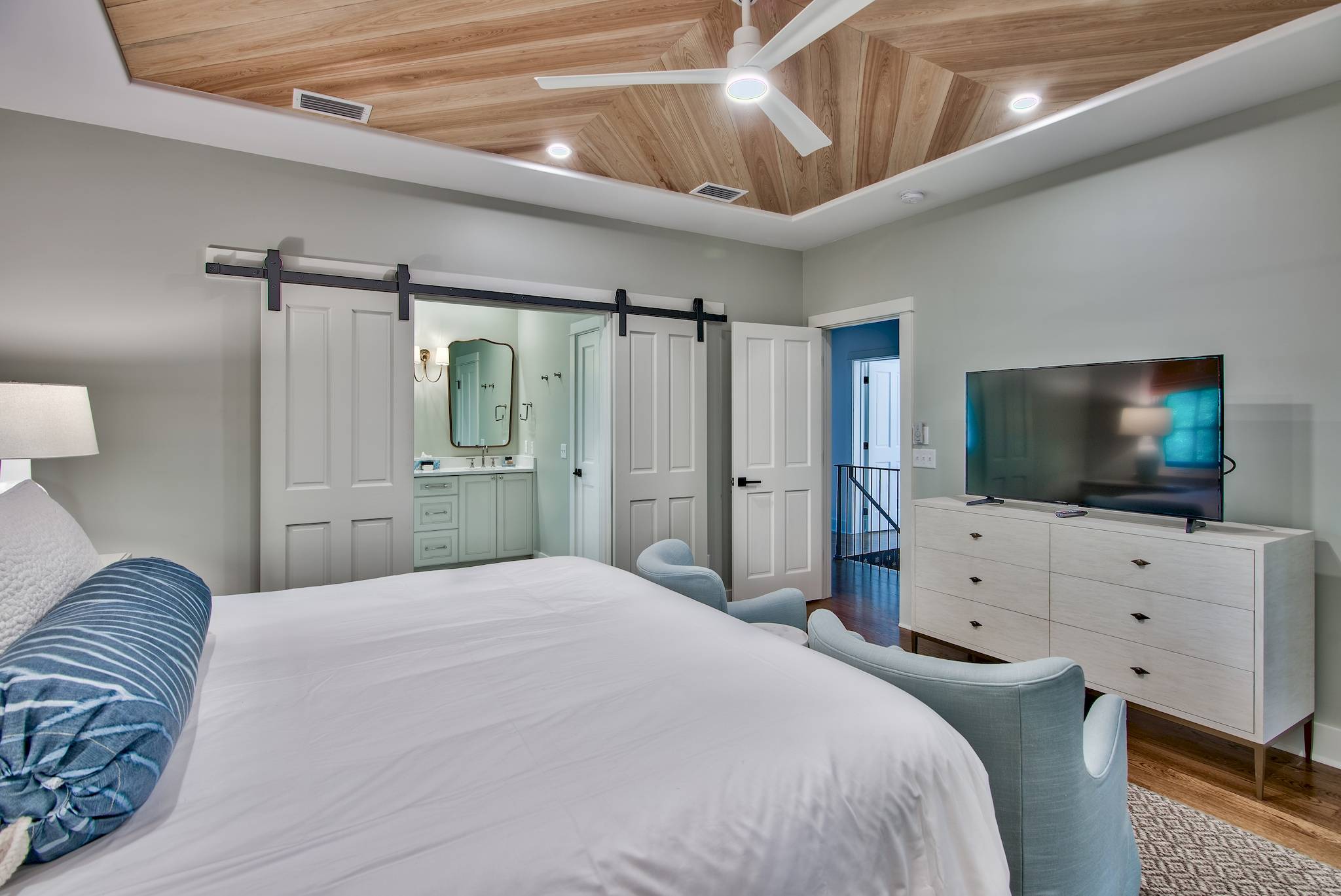 Red Shiner House - Image 18