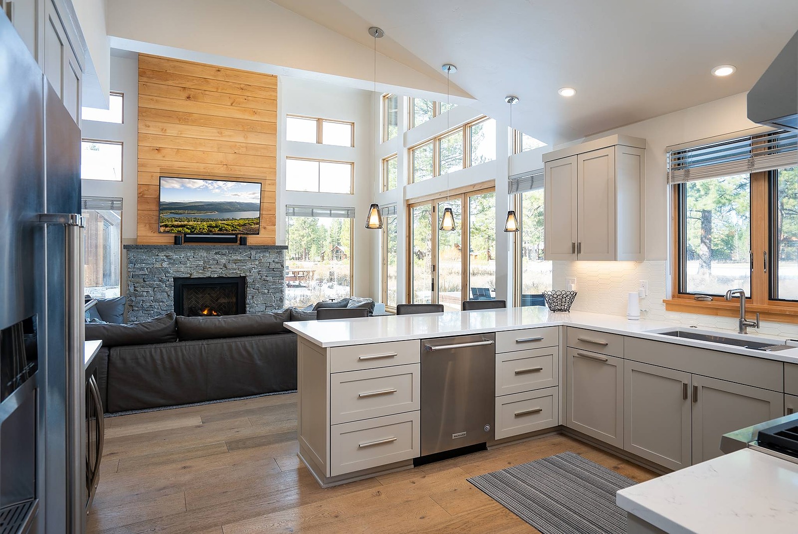 Mount House - Image 12