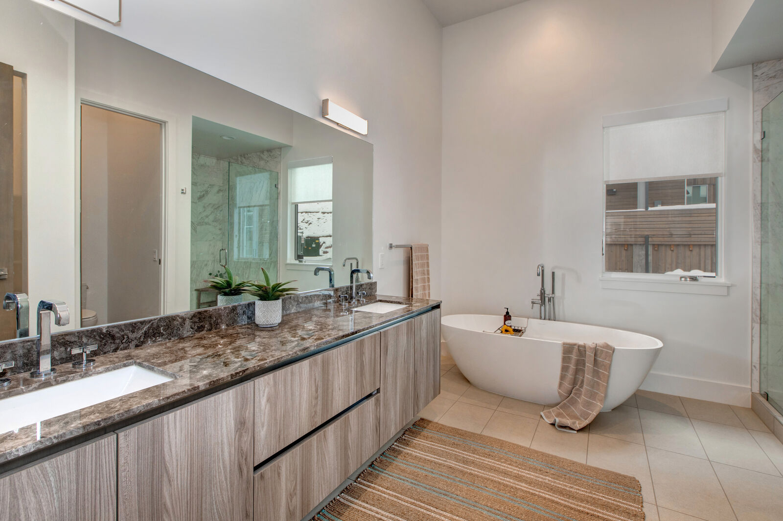 West House - Image 25