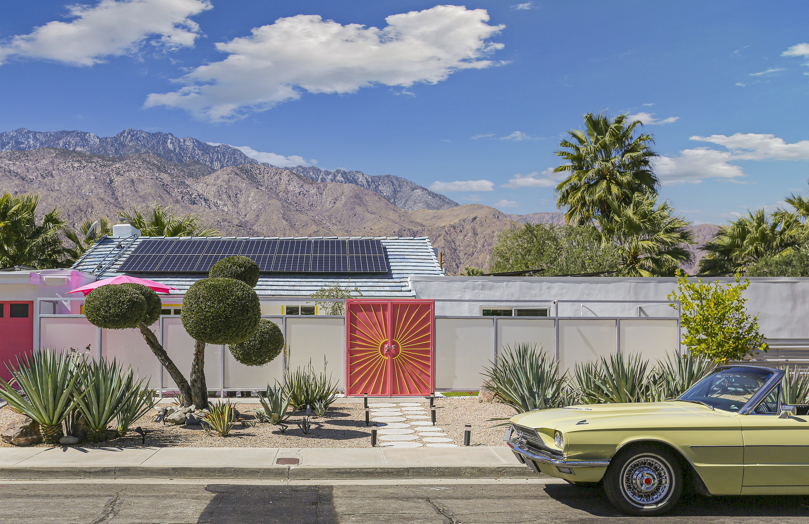 Lujo House - Image 35