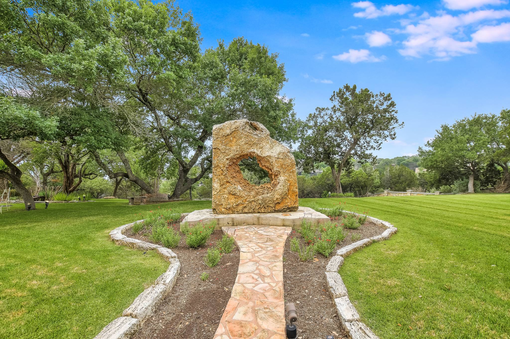 Vaughan Manor - Image 70