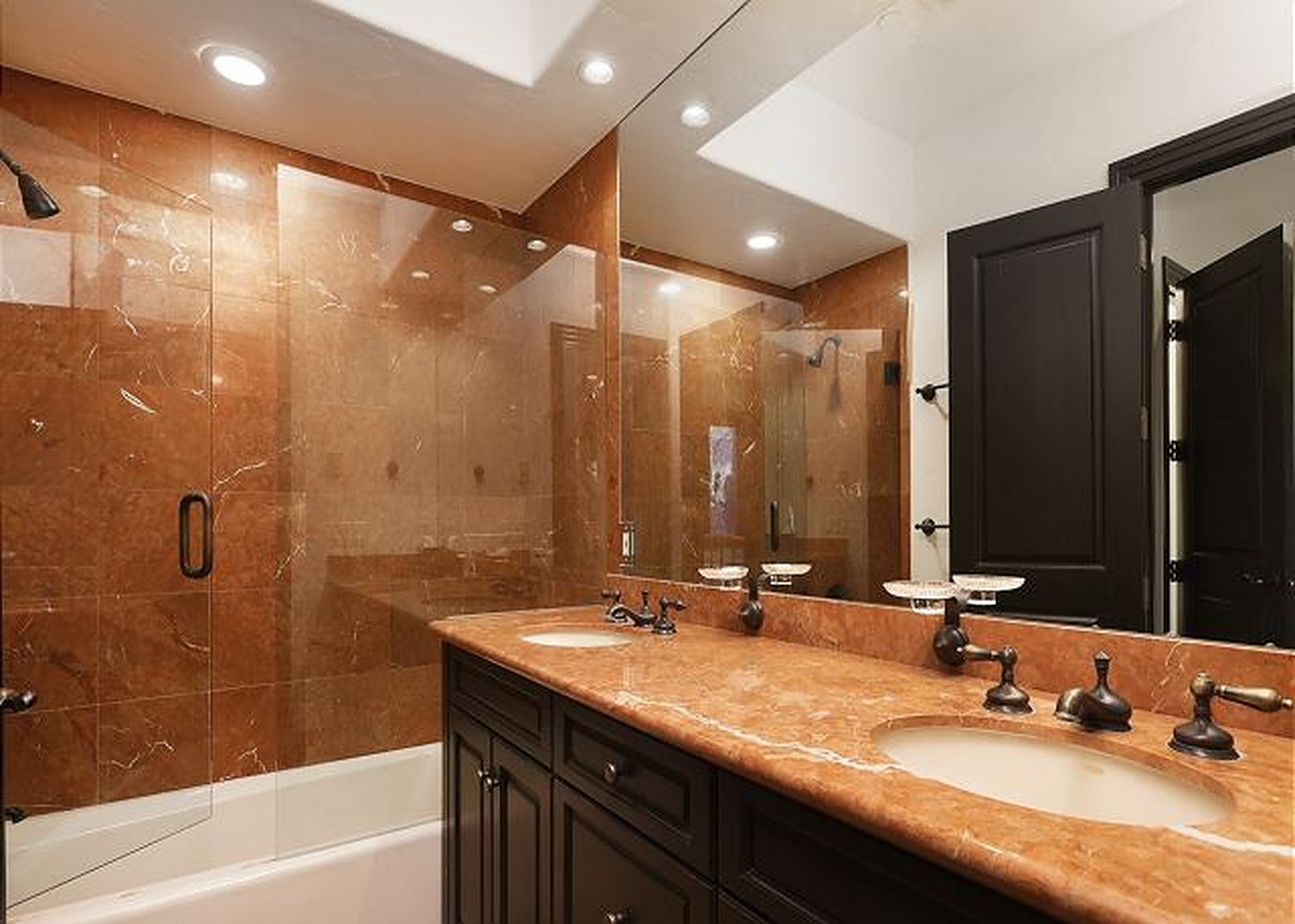 Smuggler Villa - Image 24