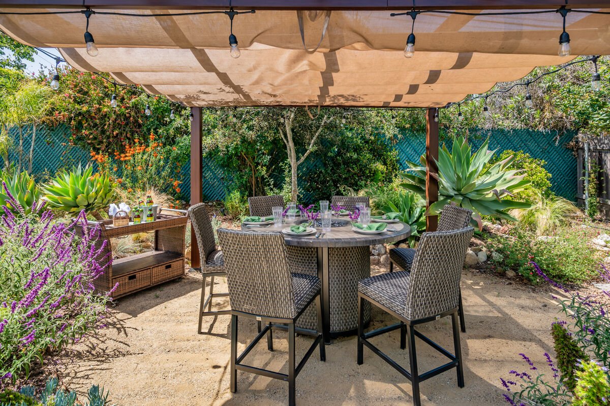 Shoreline Home - Image 17