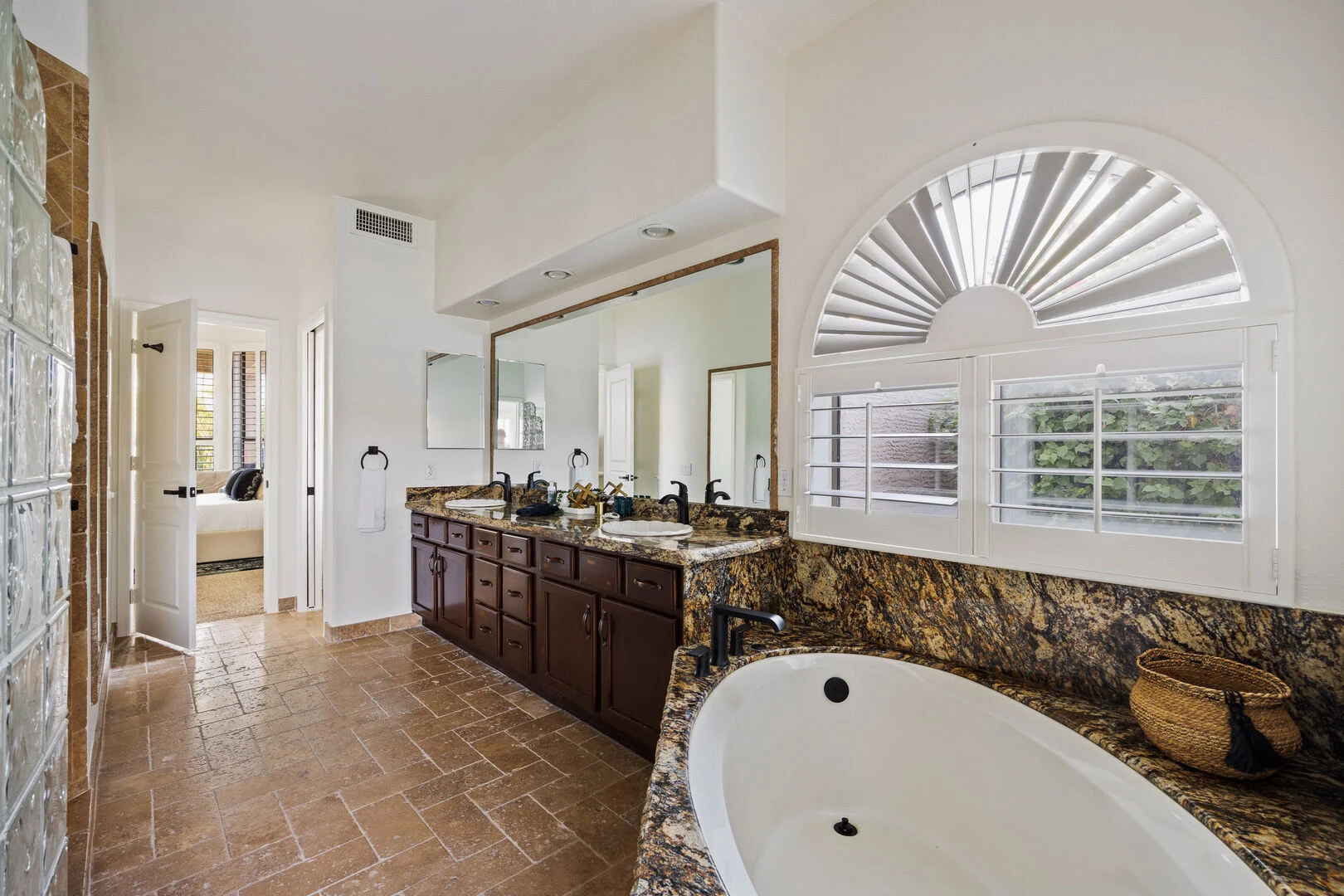 Blue Ridge House - Image 18