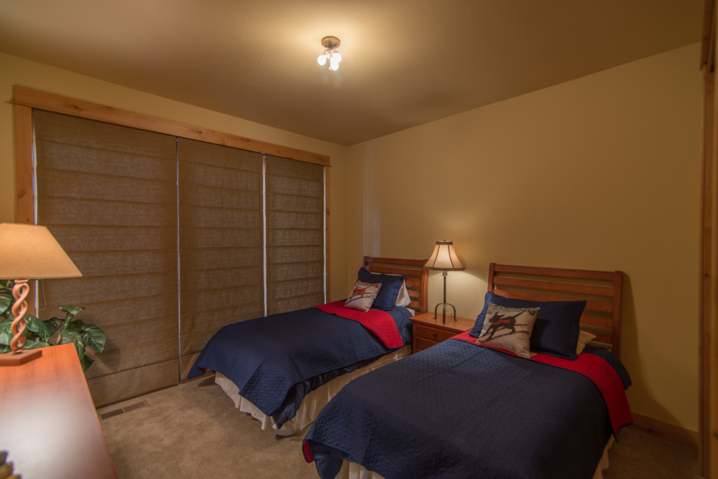 Ponderosa Home - Image 13