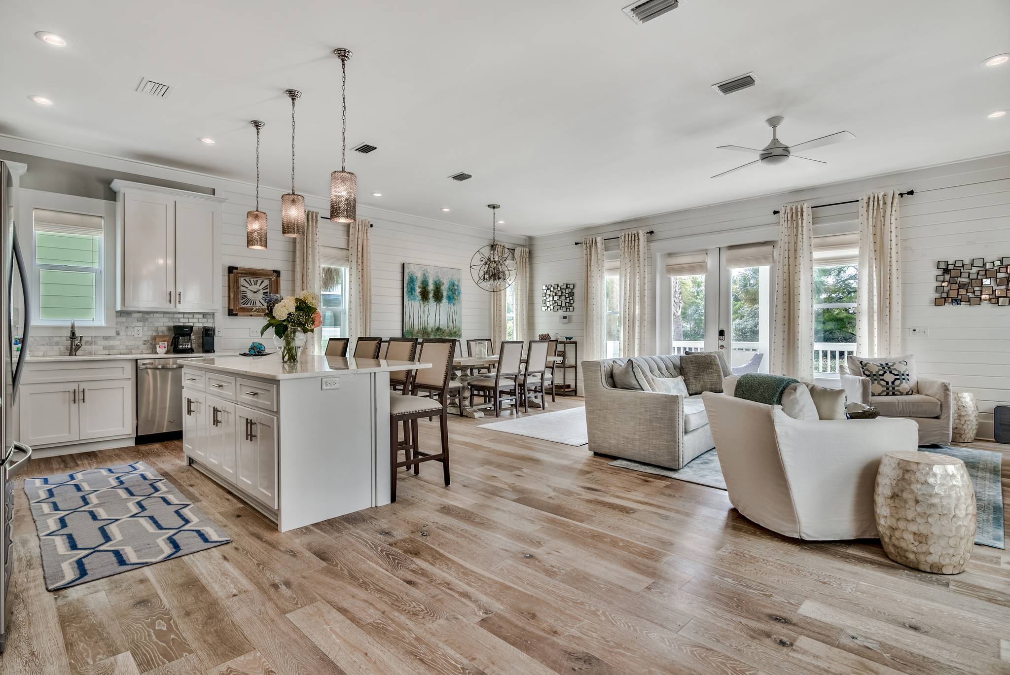 Blue Crab House - Image 3