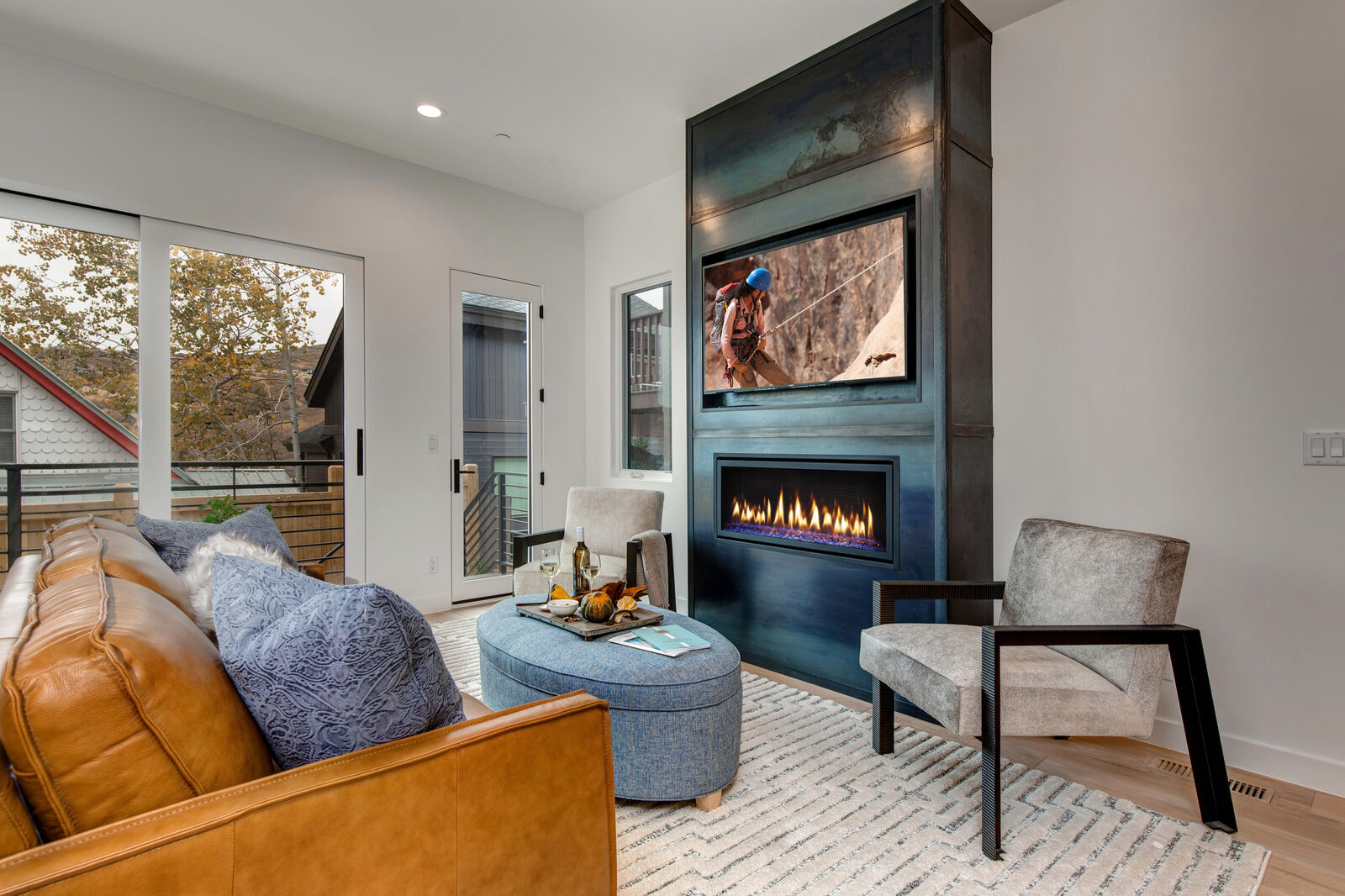 Lowell House - Image 4