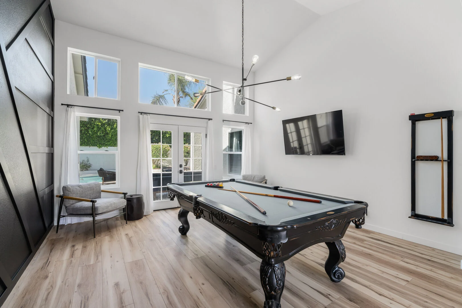 Sandra Place - Image 13