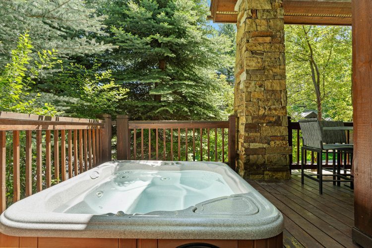 Berg Manor - Image 48