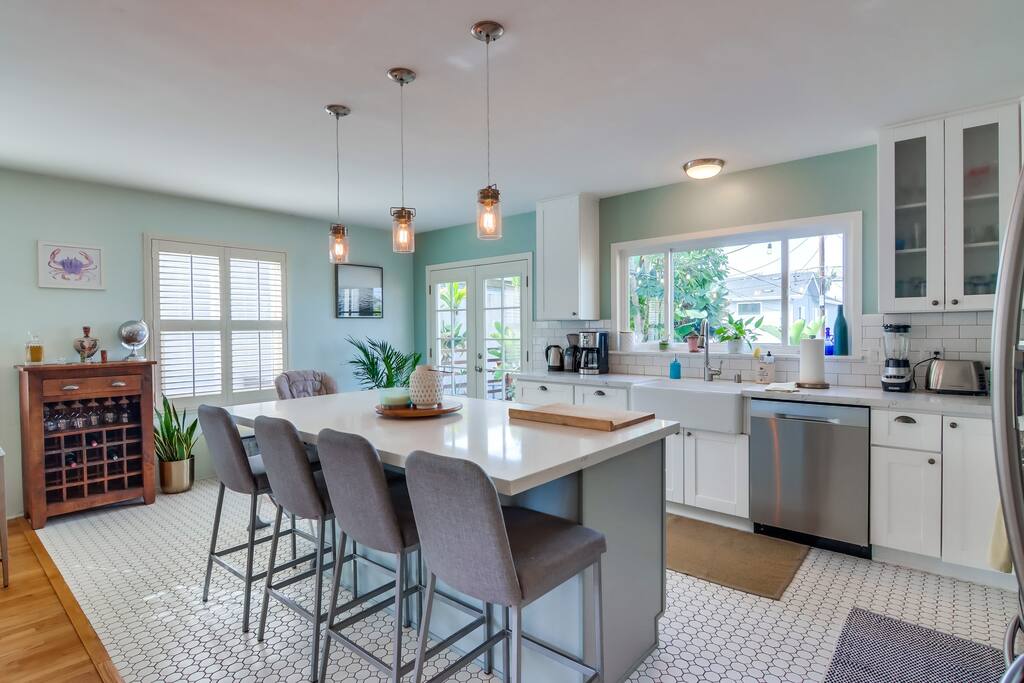 Blue Lagoon Home - Image 7