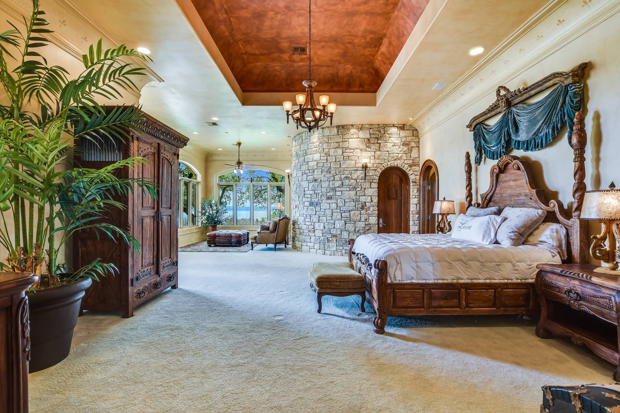 Vaughan Manor - Image 29