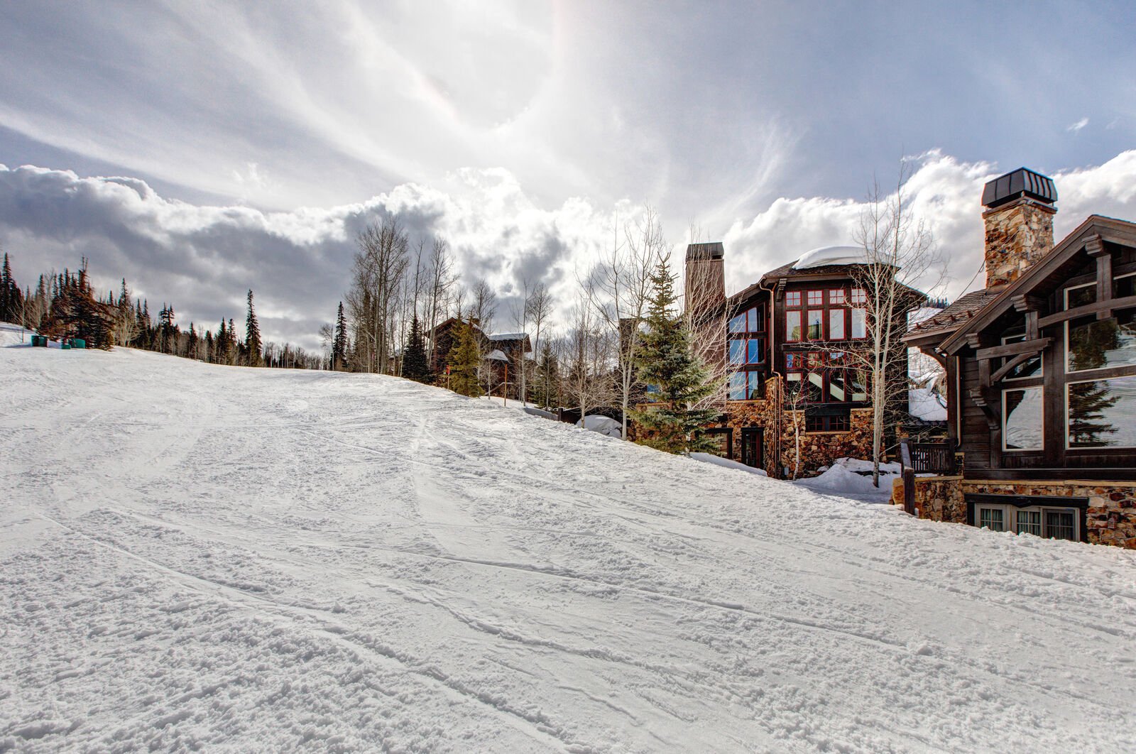 Star House - Image 51