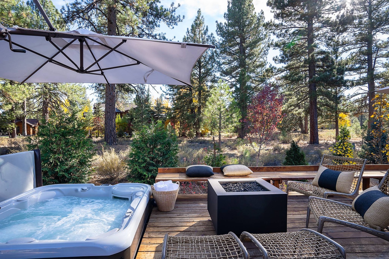 Wood House - Image 31