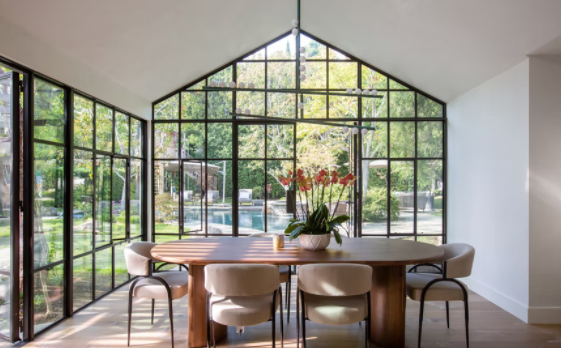 Honeysuckle House - Image 17