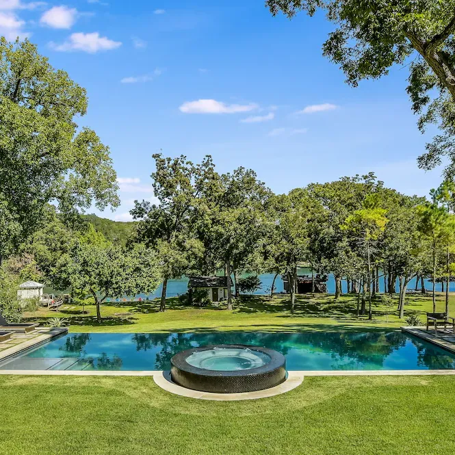 Bluebonnet Villa - Image 1