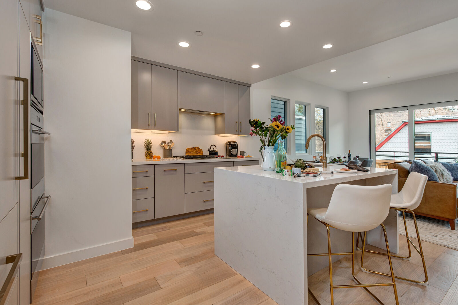 Lowell House - Image 13