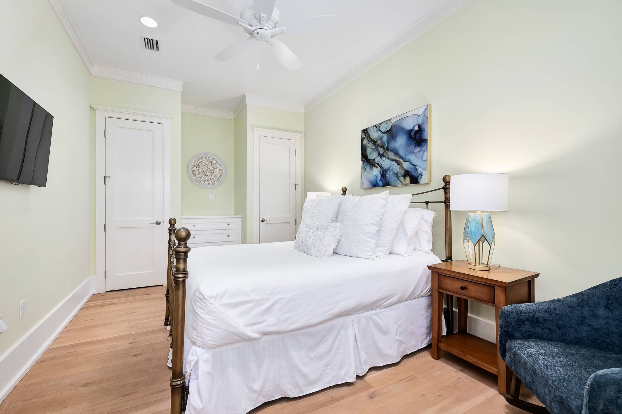 Lakewood House - Image 30