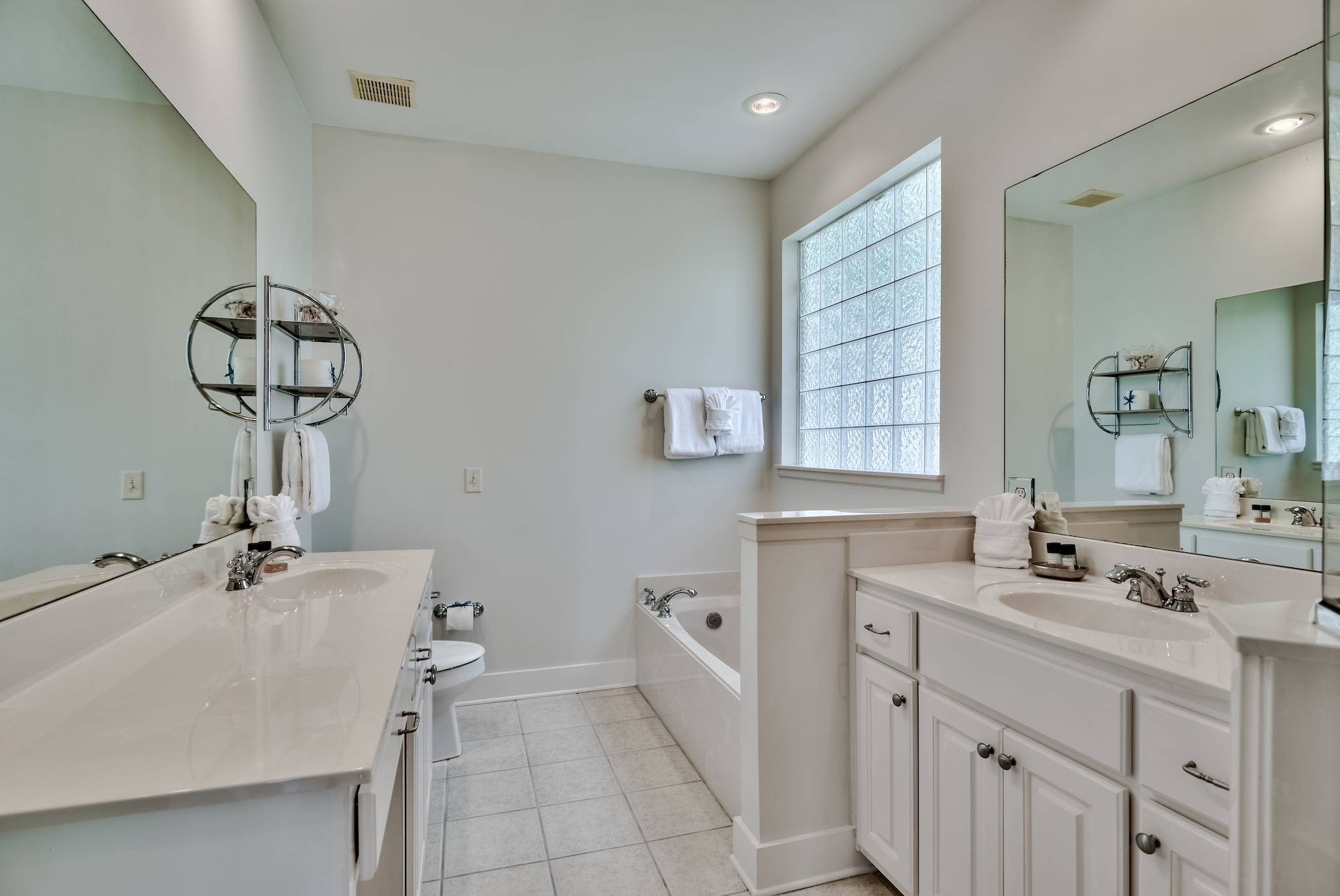 Sandfish House - Image 22