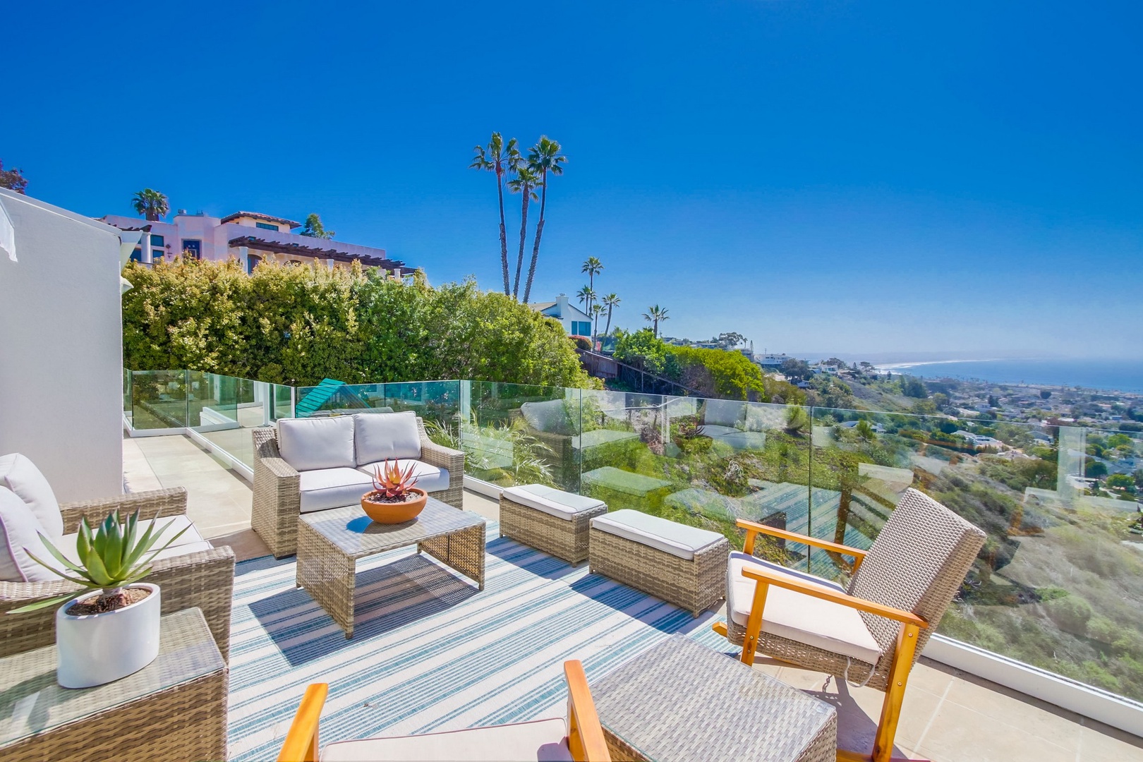 Havenhurst Villa - Image 2