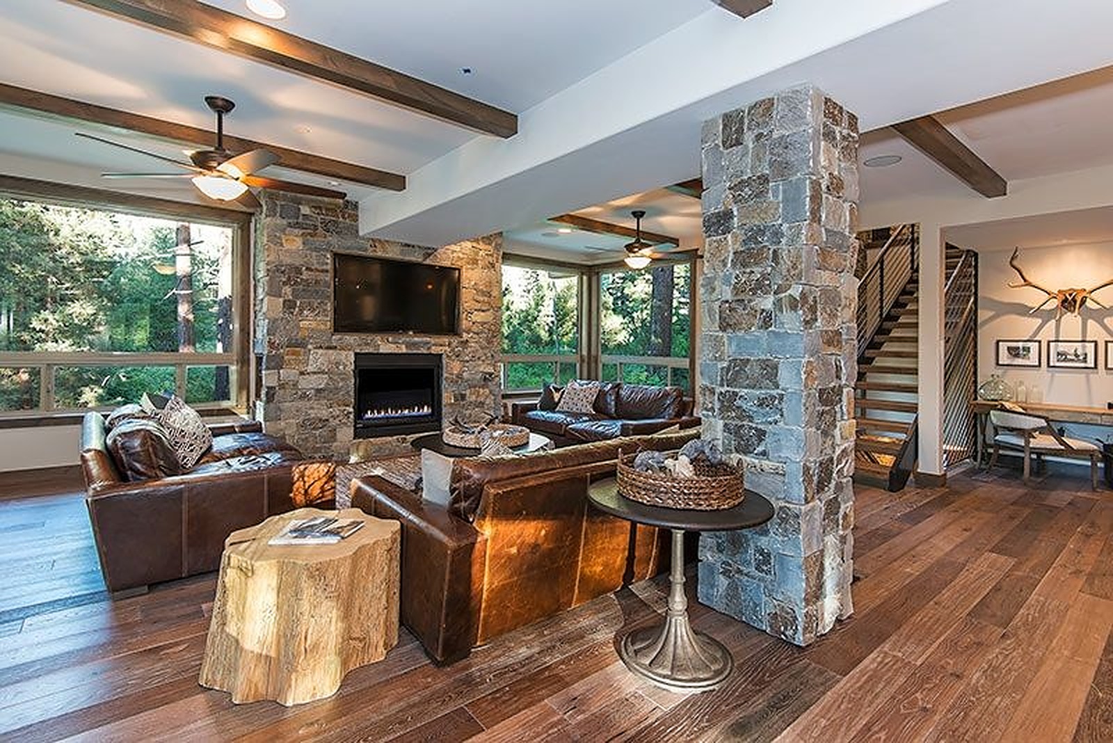 Saddle Manor - Image 42