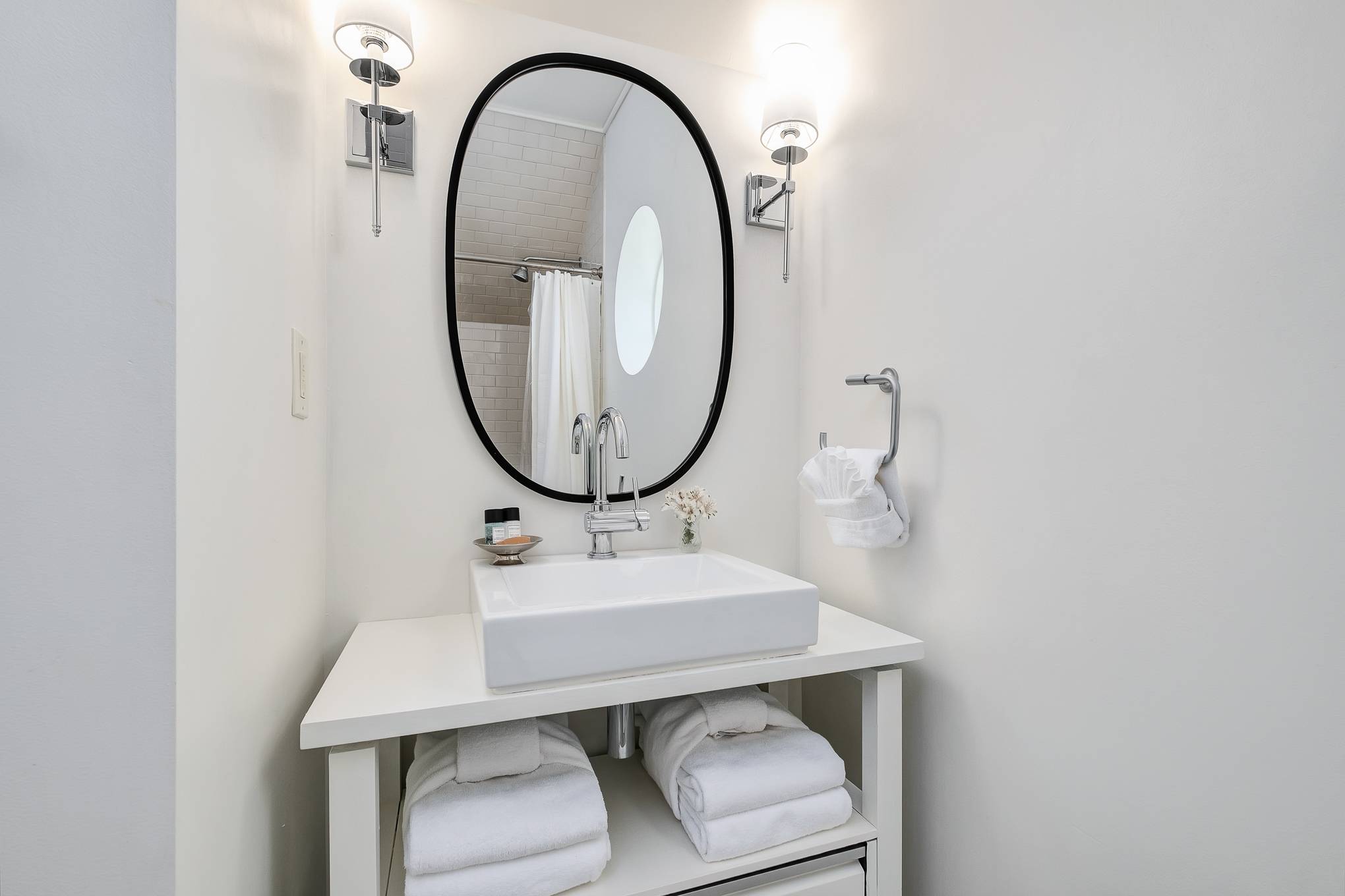 Bowfin Home - Image 14