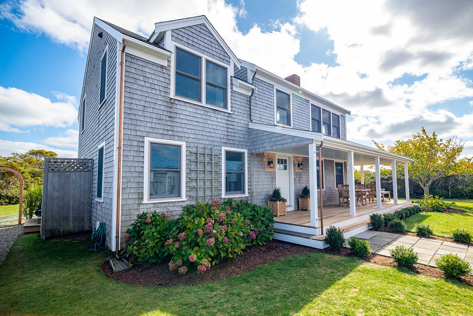 Nevers House - Image 2