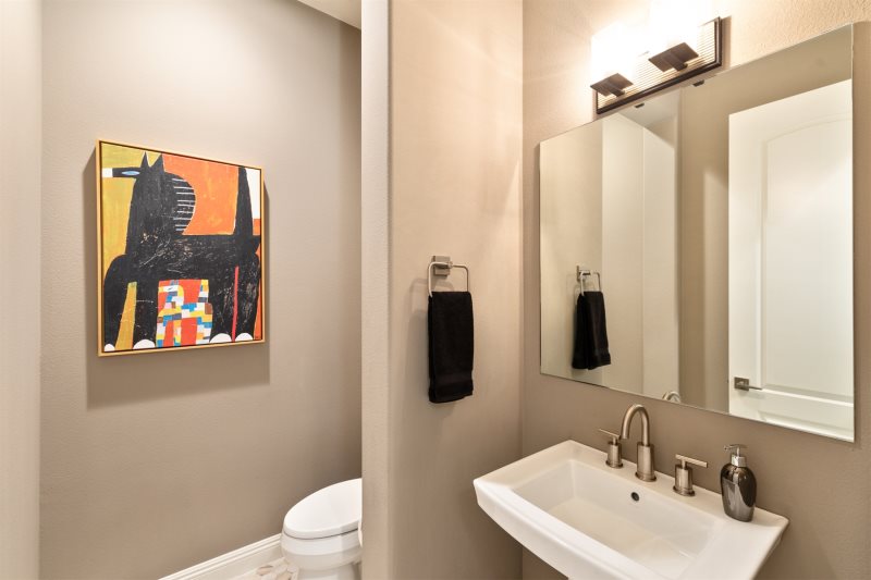 Golden Home - Image 33