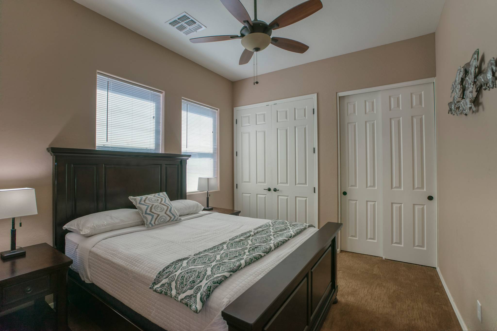 Gary Manor - Image 35