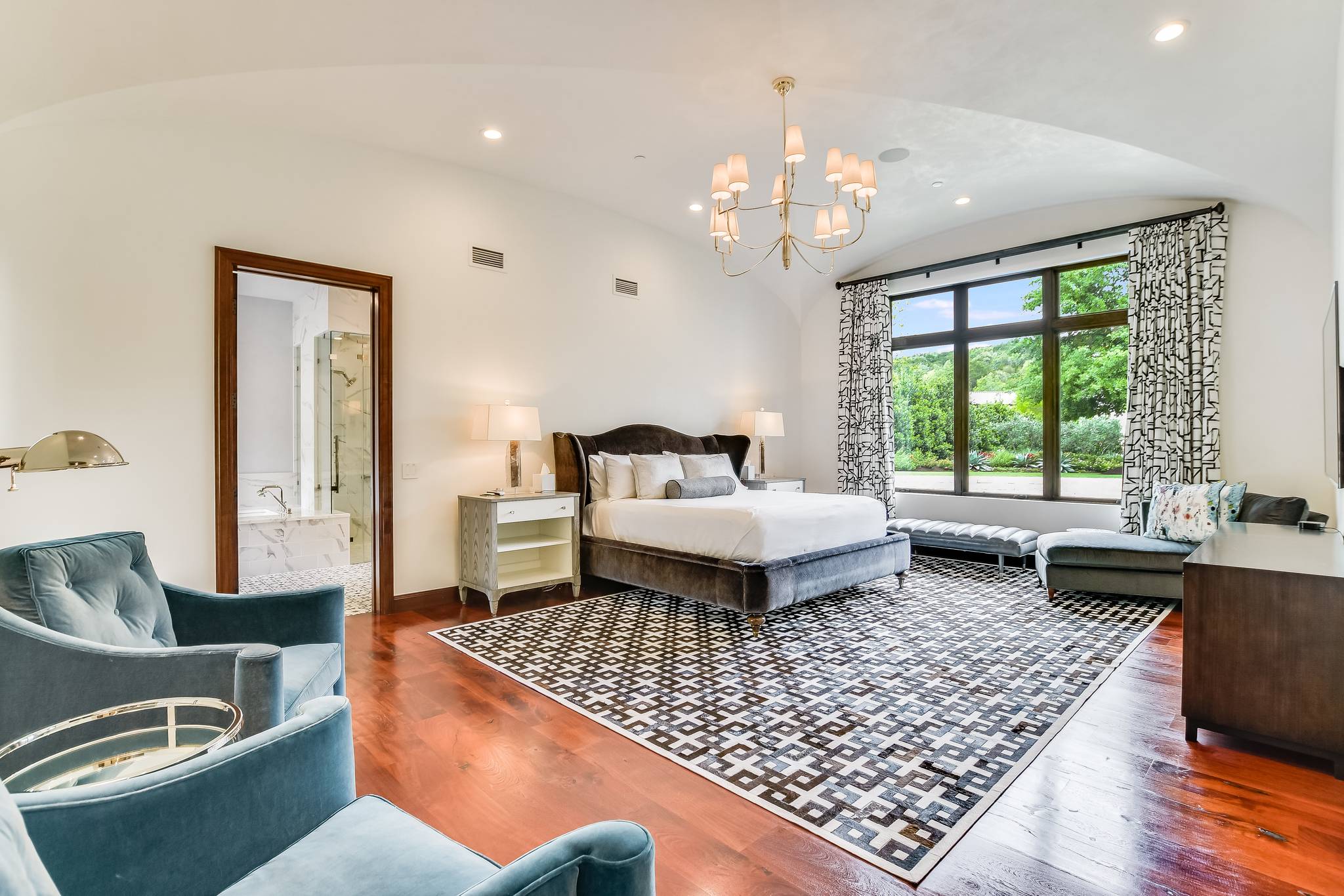 Southern Magnolia Estate - Image 26