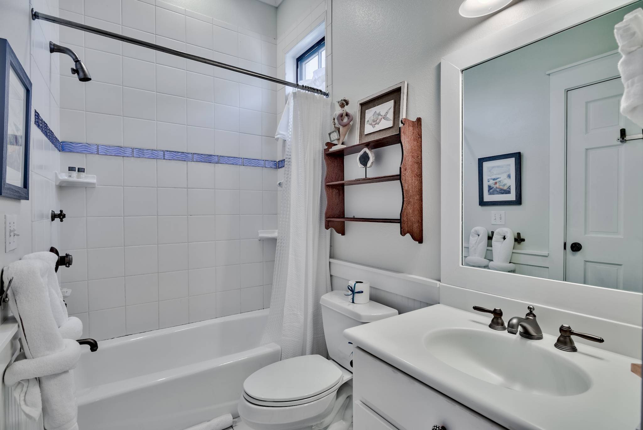 Inez House - Image 17