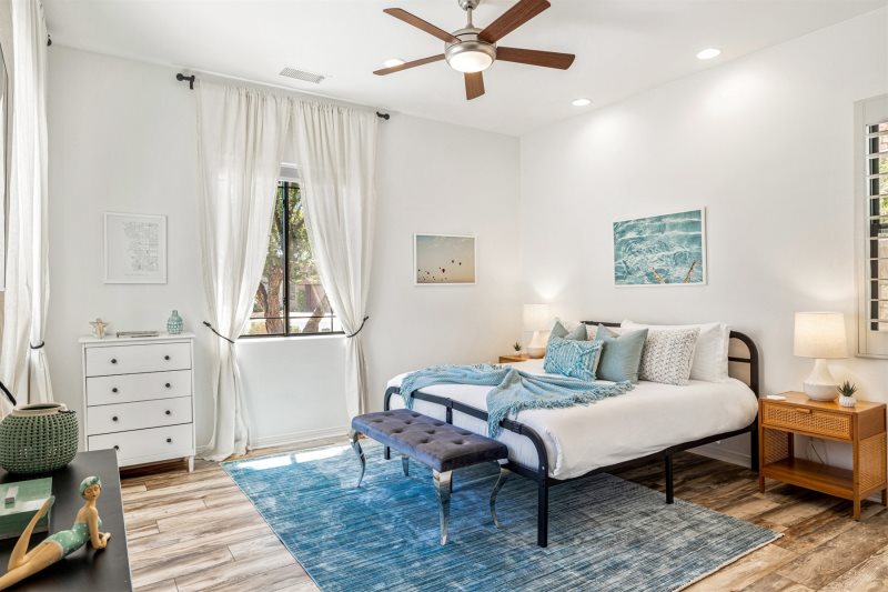 Josefina Villa - Image 21