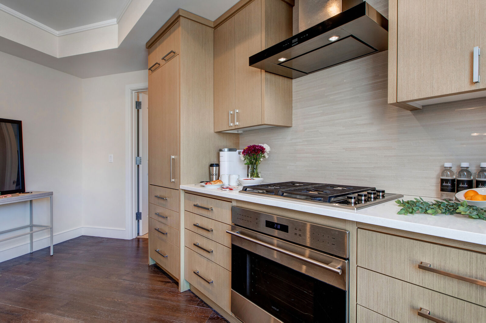 Silver Home - Image 10