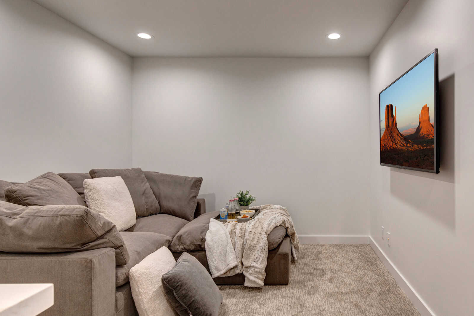 Lowell House - Image 36