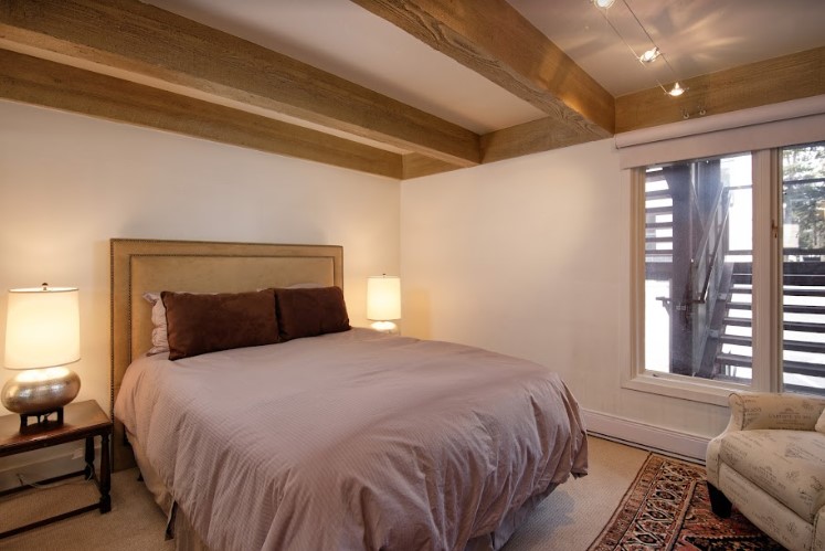 Cooper House - Image 8